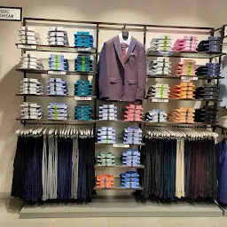 Peter England - Chhatisgarh City Center Mall