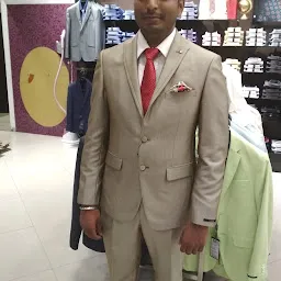 Peter England - Dainik Bhaskar Mall