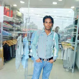 Peter England - Dainik Bhaskar Mall