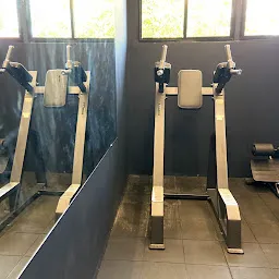 PHYSIQUE FITNESS CENTER