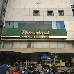 Pista house