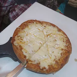 Pizza mania desi tadka