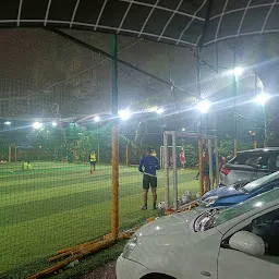 Play The Turf, Malad - by SPORLOC