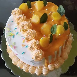 Pooja Home made cake & cake classes