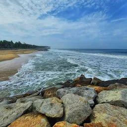 Pozhikkara Beach
