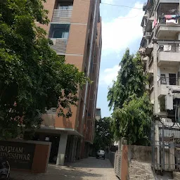 Pratham Jineshwar Flats