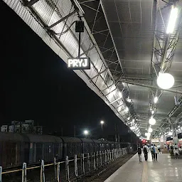 Prayagraj Jn. railway station platfor 7