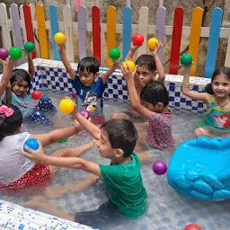 Preschool in Andheri, Day Care Centre in Andheri - Munchkins Child Care