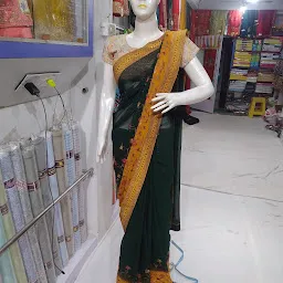 Priti Vastra Bhandar