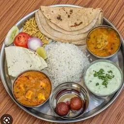 Priyanka tiffin service