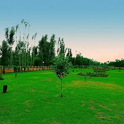 Public Park, Ashmuji
