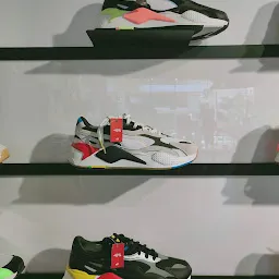 PUMA Store