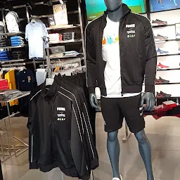 PUMA Store