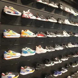 PUMA STORE