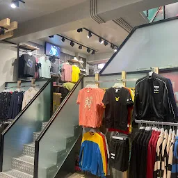 PUMA Store