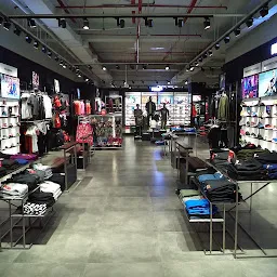 PUMA Store