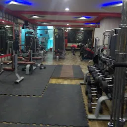 Pumping Iron Gym & Fitness