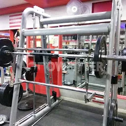 Pumping Iron Gym & Fitness
