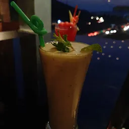 Pune High Lounge & Rooftop Bar