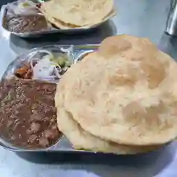 Sardar Ji Ke Mashoor Chole Bhature