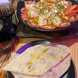 Purple Yard - Best Restaurants in Nashik | Jain Food | Best Cafe in Nashik | Nashik Famous Food