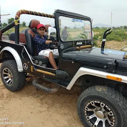 Pushkar Paradise camel and jeep safari