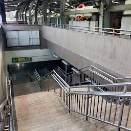 Qutub Minar Metro Station