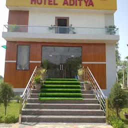 R7 Hotel Gorakhpur