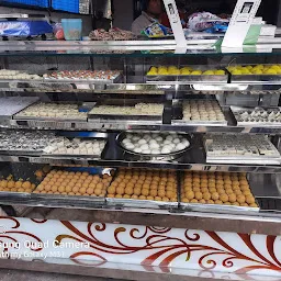 Radhey Radhey Sweets & Bhojnalaya