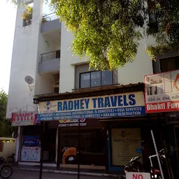 Radhey Travels