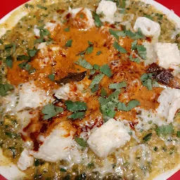 Raftaar Omlet center