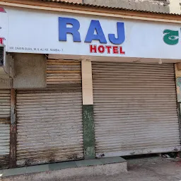 Raj Hotel