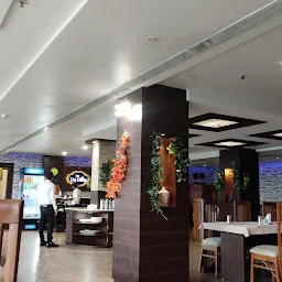 Raj Rasoi Restaurant