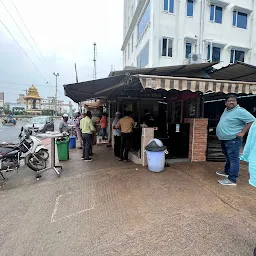 Raja’s Irani Chai | Coffee Shop