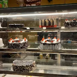 Rajdhani Cake Shop