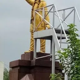 Rajiv Ratna Gandhi Statue