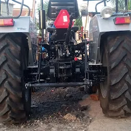 Raju Tractor And Motors