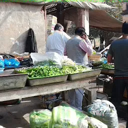 Raju Vegetable Store