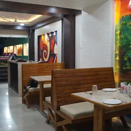 Rajveer family restaurant and cafe