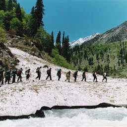 Rakhundi Peak
