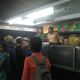 Ram Chand Kulfi and Juice Centre