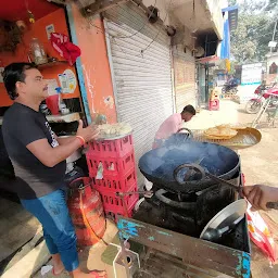 RANDHIR SWEETS CORNER