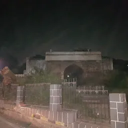 Rangeen Gate (Rangeen Darwaza)