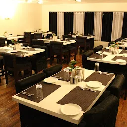 Rasam & Swad Restaurant - Best Family Restaurants in Patna