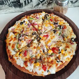 Ratan pizza