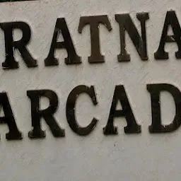 Ratna Arcade