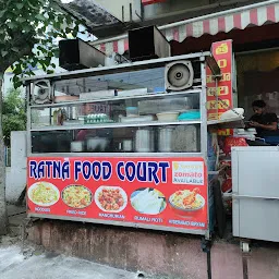 Ratna food court