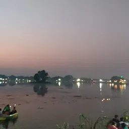 Ratu Maharaja Lake