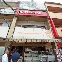 Raunak Sweet Shop & Restaurant