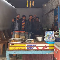 Ravi Tea shop and cigratte